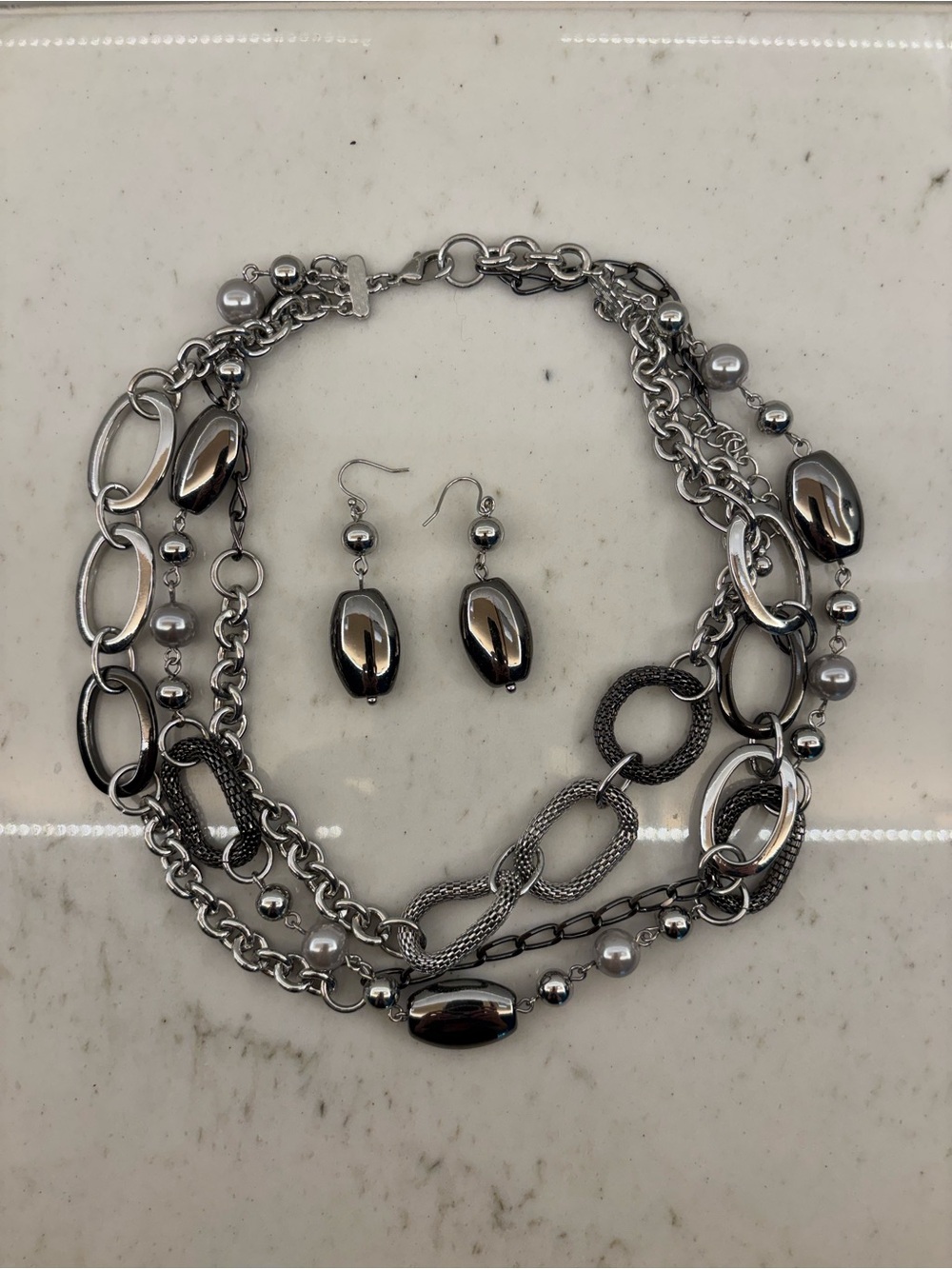 Premier Designs Gunmetal Silver Multi Strand Statement Necklace & Earring Set